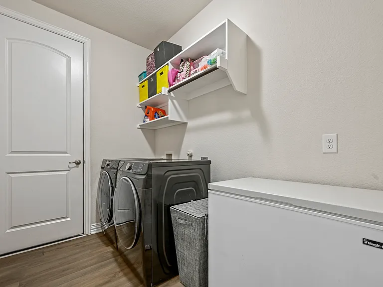 622 Newchester Dr — Photo 22