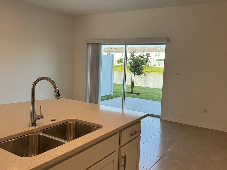 15129 Cuzcorro Ct — Photo 5