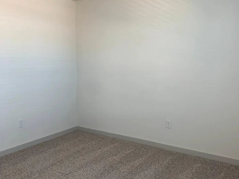 1812 Bonham Ln — Photo 18