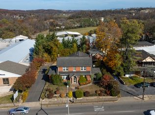 705 Richmond Ave, Staunton, VA 24401