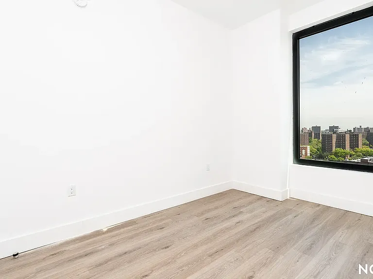 322 Grand Concourse #1012 — Photo 10