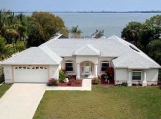 660 S Banana River Dr, Merritt Island, FL 32952