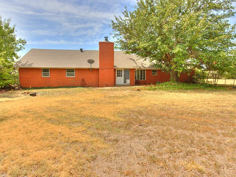 6601 NW 150th St — Photo 30