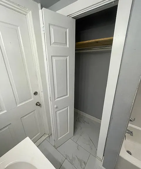 3437 Freret St — Photo 34