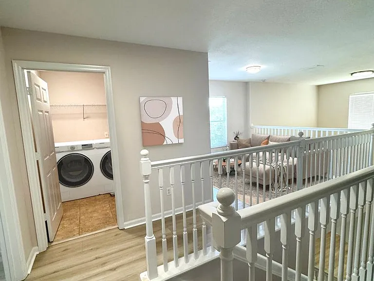 16617 Cedar Crest Dr — Photo 3