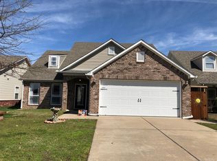 25 E Fairlane Pl, Sapulpa, OK 74066