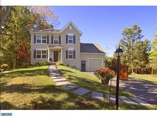 514 Courtside Ave, Gilbertsville, PA 19525