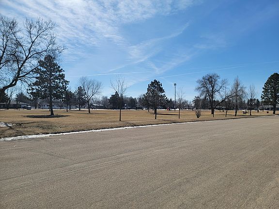 3rd image of 612 5th Ave SW