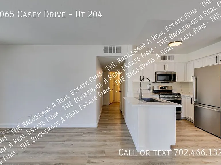 3065 Casey Dr #204 — Photo 5