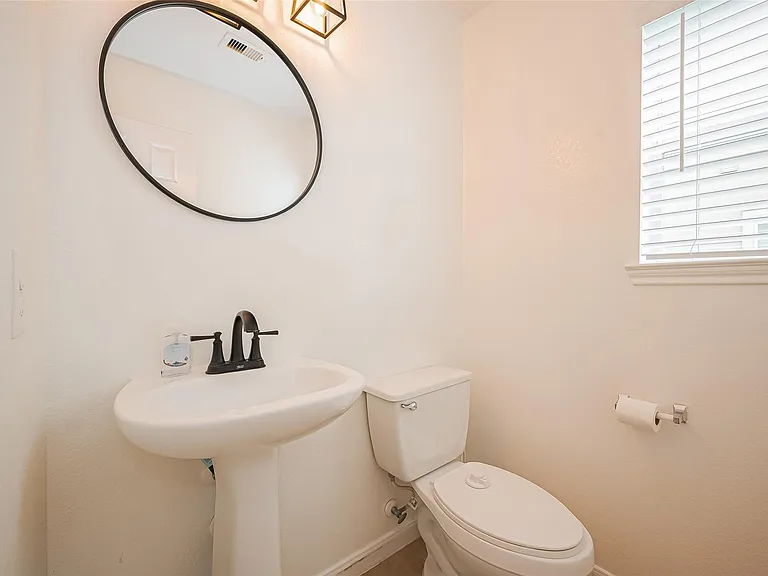 18334 Fair Grange Ln — Photo 23