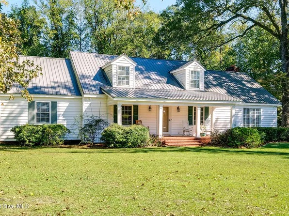 218 N Duplin Street, Wallace, NC 28466