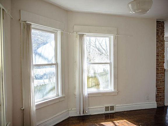 5th image of 111 Bidwell Pkwy #1