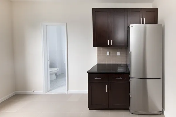 Rented by MNS | media 29