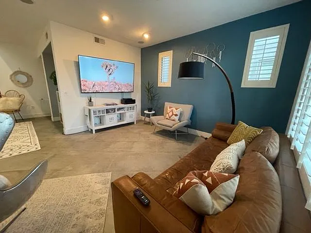 615 E Portland St #177 — Photo 6
