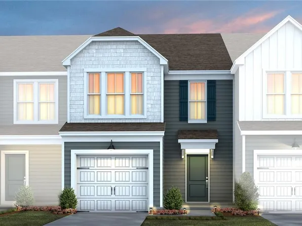 939 Poets Walk Rd, Whitsett, NC 27377