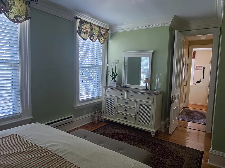 25 N Main St #5 — Photo 7