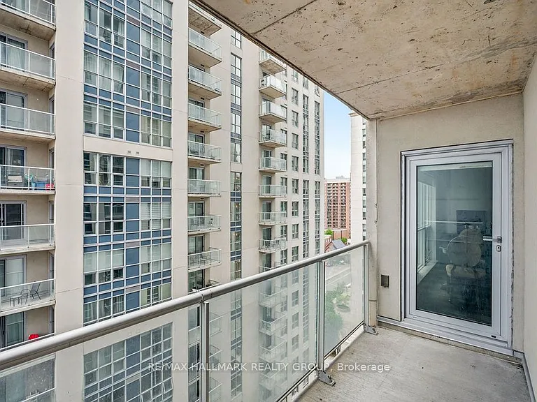 242 Rideau St #1406 — Photo 13