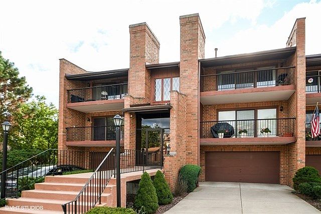 1st image of 10 Cinnamon Creek Dr APT 3S