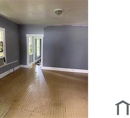 3rd image of 4312 Avenue F