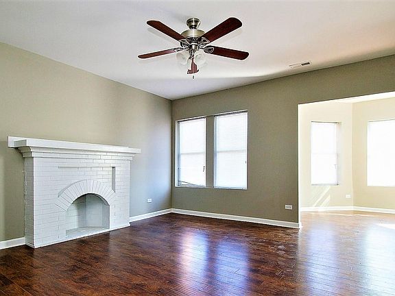 5th image of 7542 S Colfax Ave