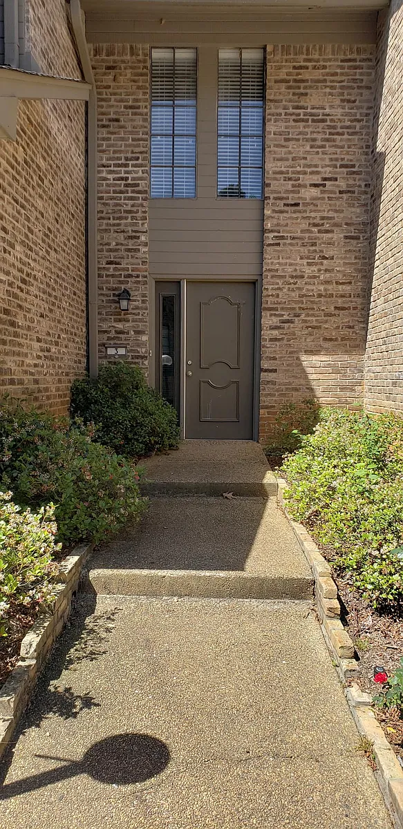 Building Photo - 3 Stonecreek Ct