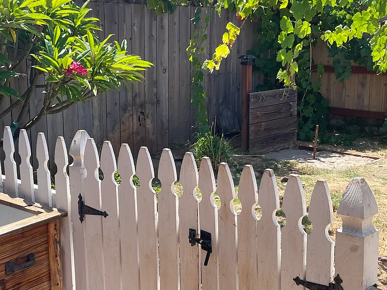 8627 Ian Way — Photo 45