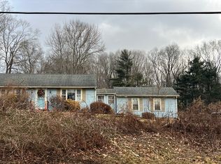 1542 Exeter Rd, Lebanon, CT 06249