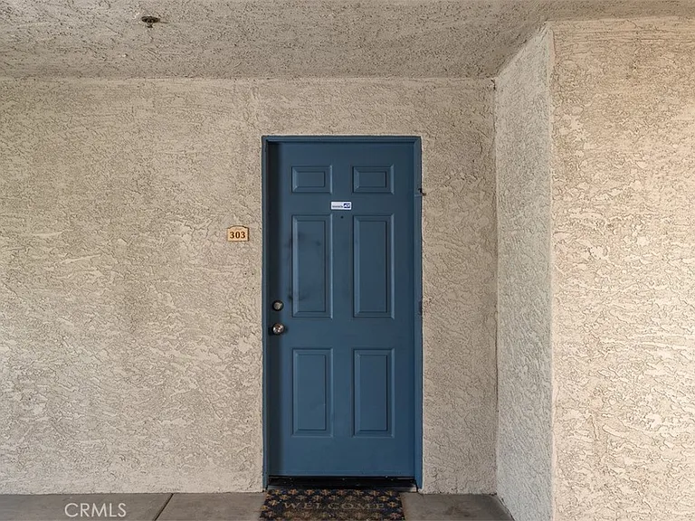 1035 La Terraza Cir #303 — Photo 5