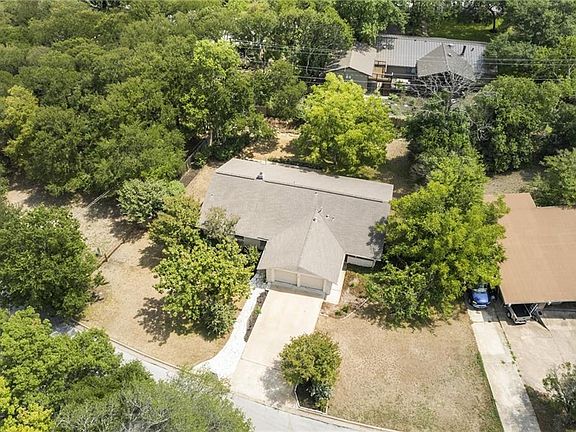 3rd image of 607 Westbrook Dr