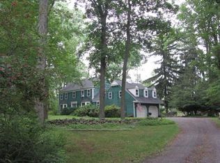 38 Boulder Hill Rd, Califon, NJ 07830