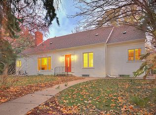 2194 S 36 Service Drive, Roseville, MN 55113