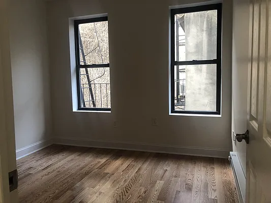 Rented by Urban Real Estate Property Group Inc | media 16