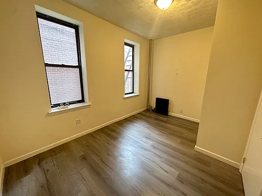 Rented by Yup Realty LLC | media 22