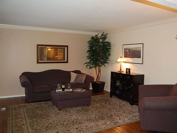 2nd image of 14704 Greenleaf Valley Dr