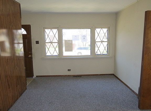 3rd image of 3753 N Osceola Ave