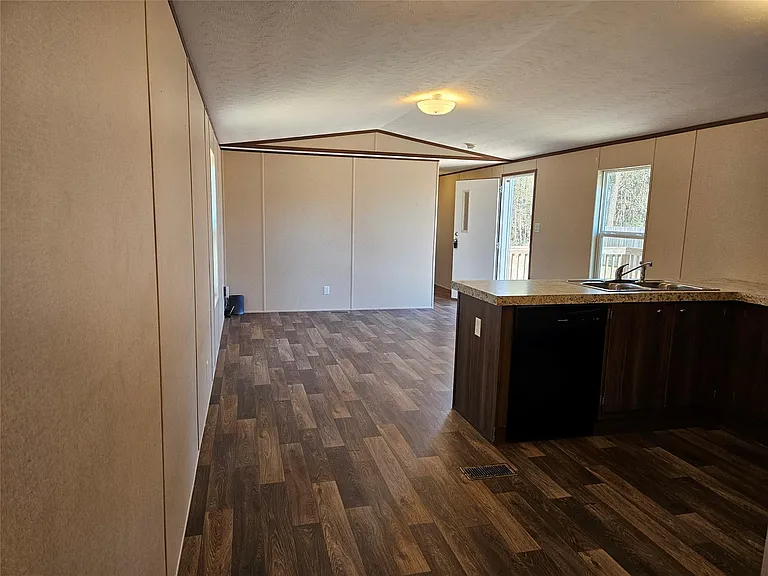 16299 Crockett Martin Estates Dr — Photo 10