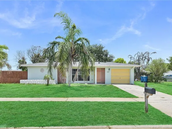 849 Faith St NE, Palm Bay, FL 32905