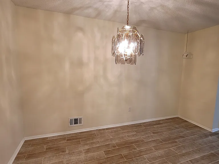 433 Danbury Ln #433 — Photo 19