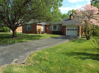 633 Clover Dr, Frankfort, KY 40601
