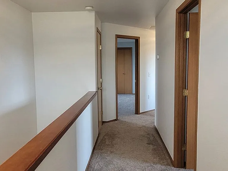 1349 E Greens Loop — Photo 23