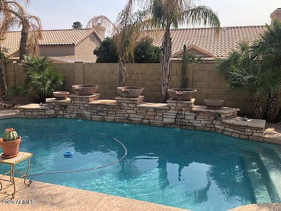 4th image of 4131 E Taro Ln