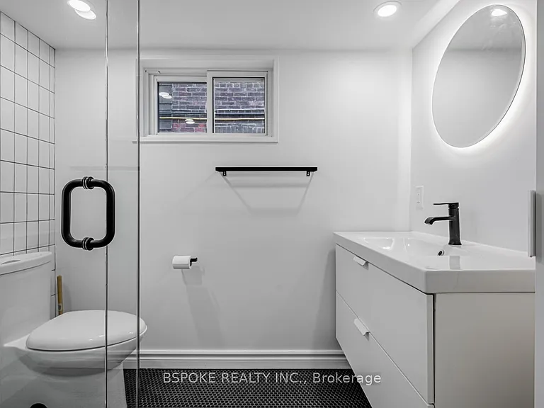 4 Hartford Ave #BASEMENT — Photo 17