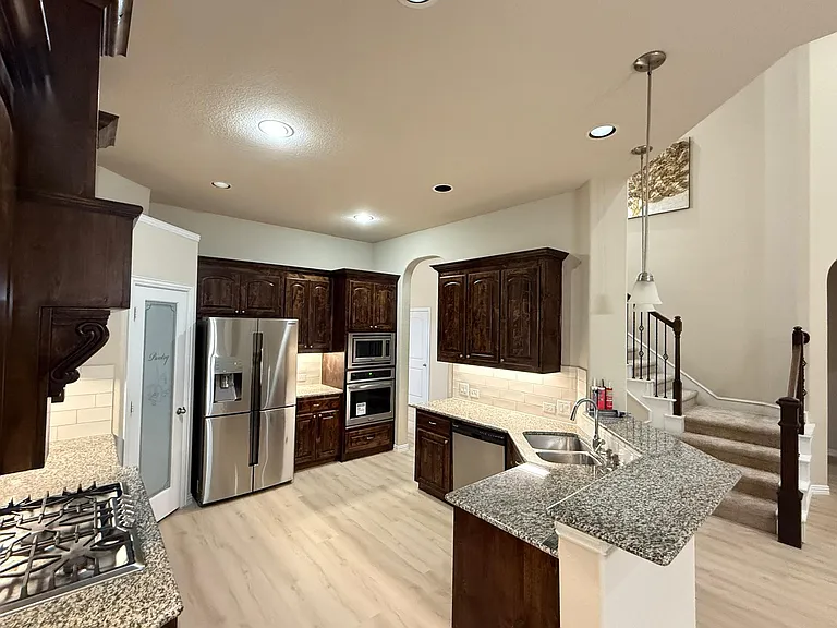 6112 Eldridge Ln — Photo 30
