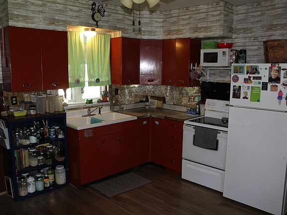 4th image of 30615 130th St