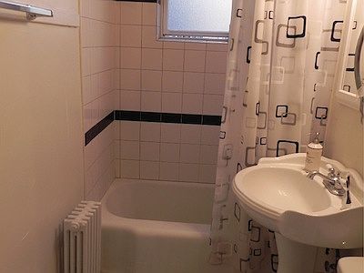 5th image of 1245 W Byron St #1