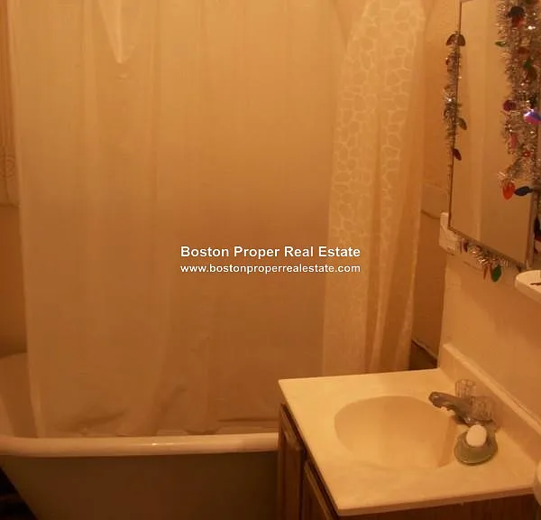 463 Park Dr #15 — Photo 2