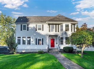 32 Westfield Rd, Amherst, NY 14226