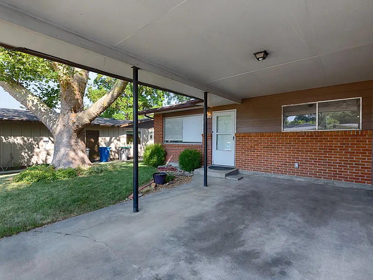 3410 W Sunset Ave — Photo 3