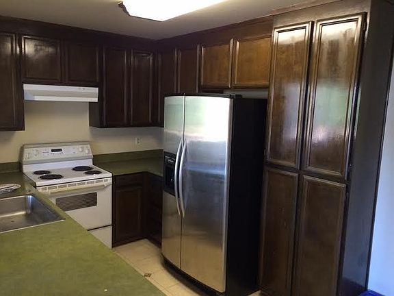 3rd image of 3251 Santa Paula Way