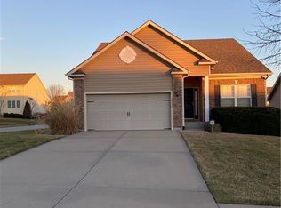 9811 N Stark Ave, Kansas City, MO 64157